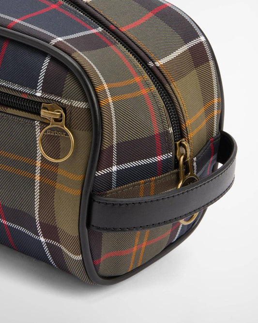 Tartan Washbag in Classic/Beacon by Barbour