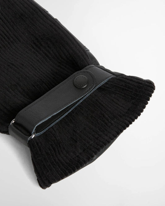 Nelson Leather Gloves in Black by Barbour