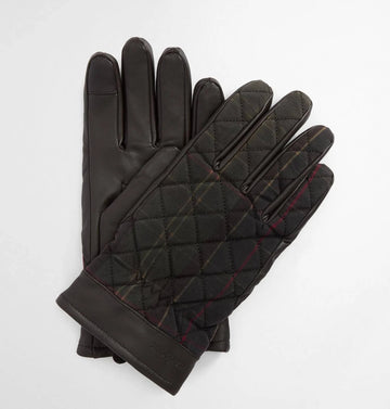 Darwen Tartan Gloves in Classic Tartan by Barbour